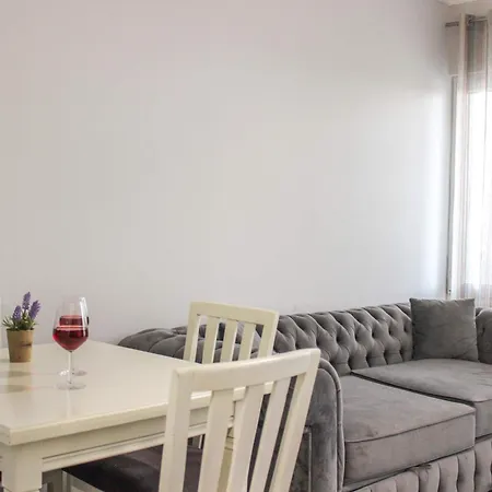 Apartment Dolphin 513