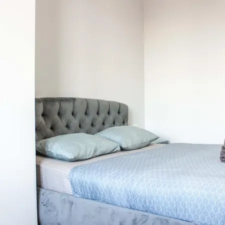 Apartment Dolphin 513 Golem (Tirana)